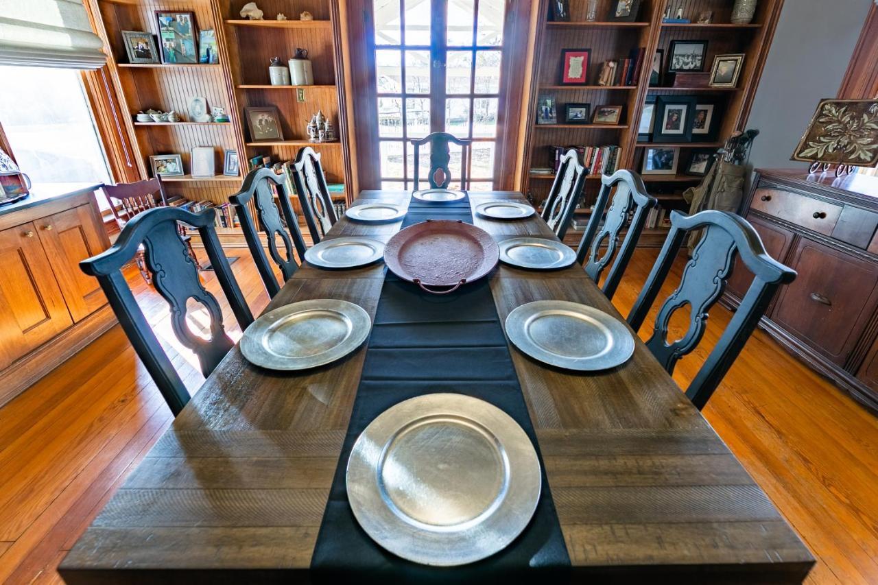 Blue Heron Bed And Breakfast On Lake Granbury Exteriér fotografie