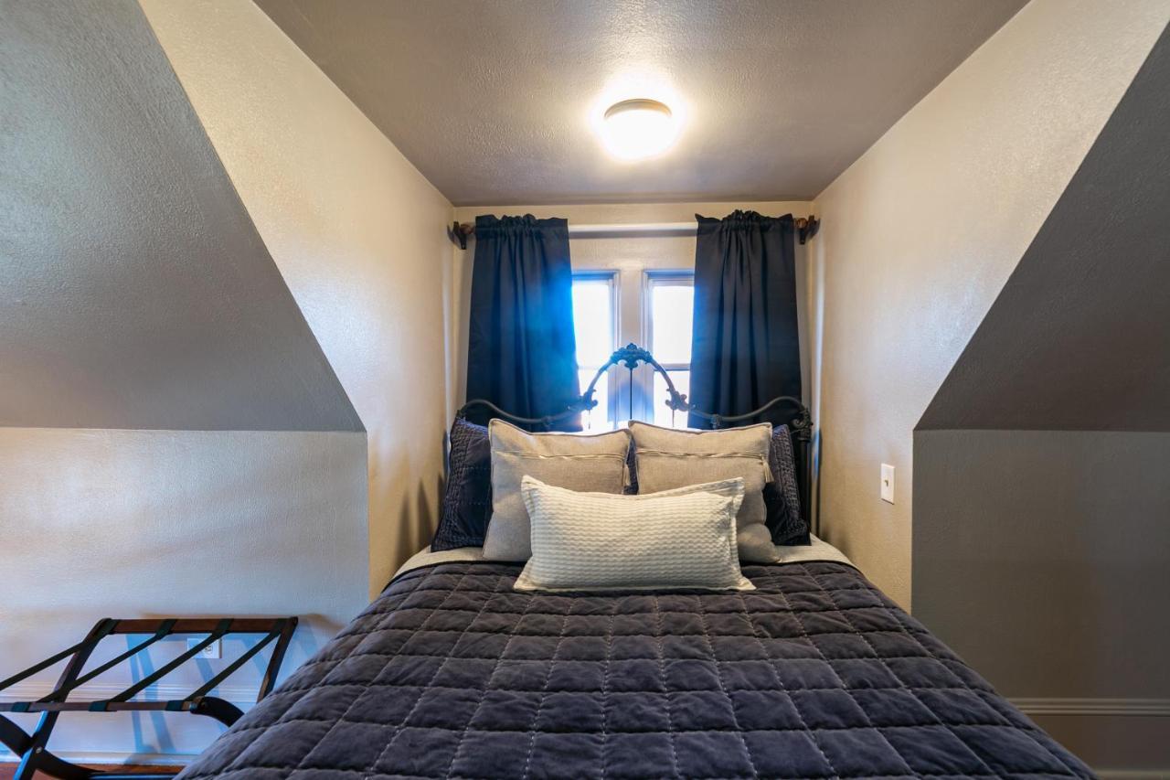 Blue Heron Bed And Breakfast On Lake Granbury Exteriér fotografie