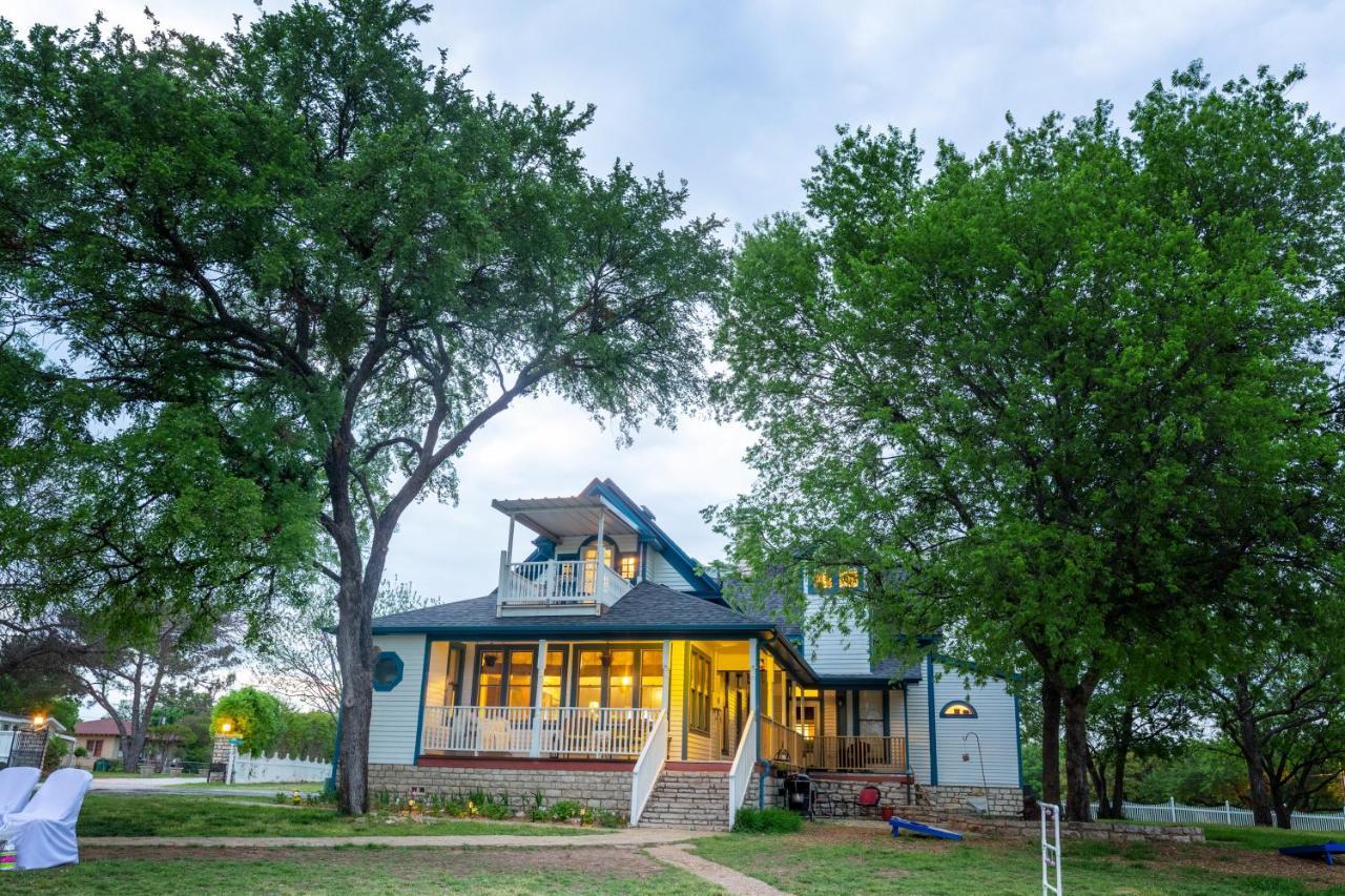 Blue Heron Bed And Breakfast On Lake Granbury Exteriér fotografie